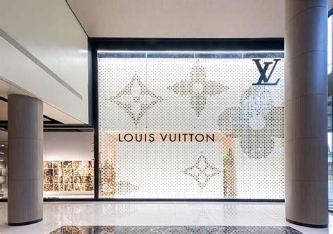 louis vuitton manila.